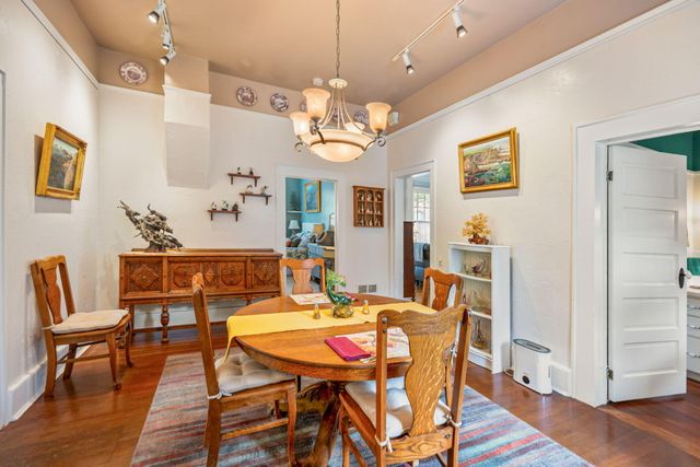 175 N 3rd Street, Jacksonville, OR 97530