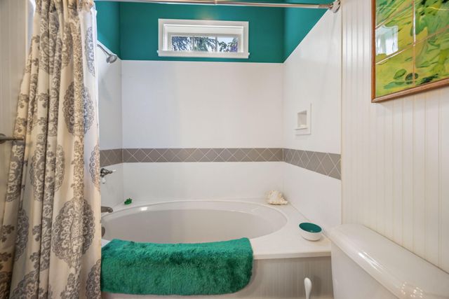 175 N 3rd Street, Jacksonville, OR 97530
