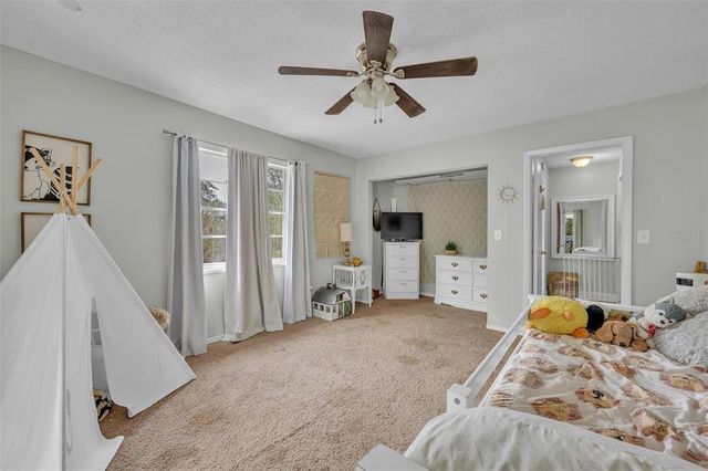 1398 5TH AVE, Deland, FL 32724