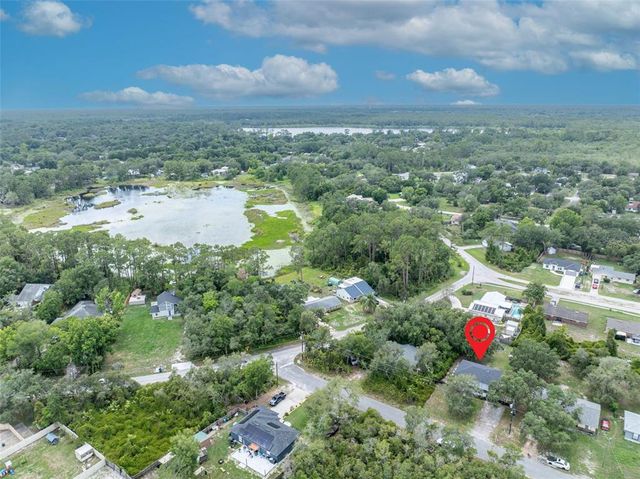 1398 5TH AVE, Deland, FL 32724