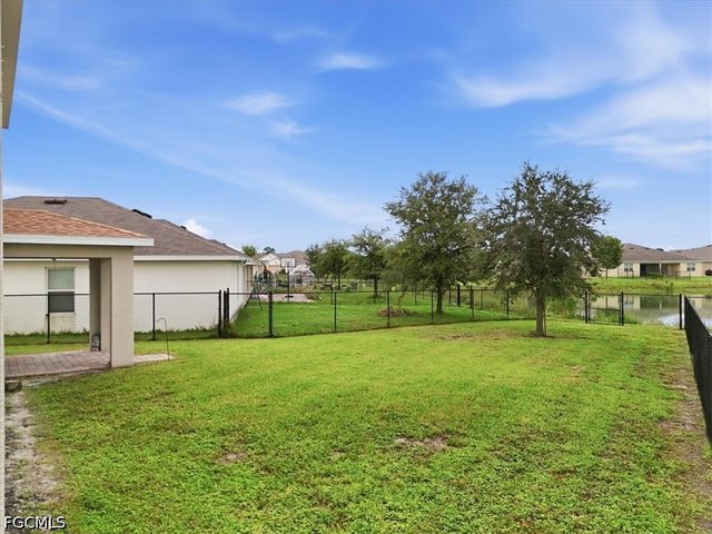 10601 Crossback LN, Lehigh Acres, FL 33936