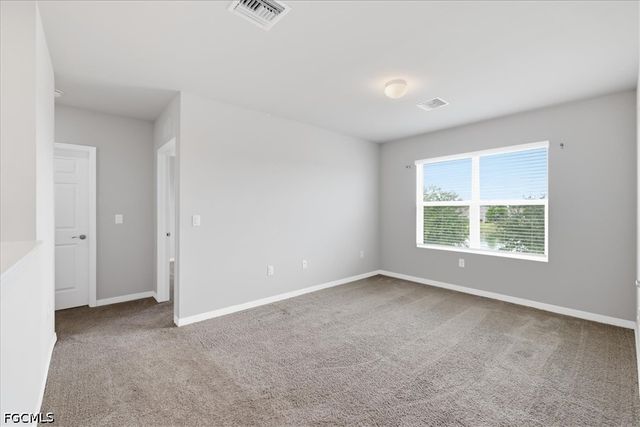 10601 Crossback LN, Lehigh Acres, FL 33936
