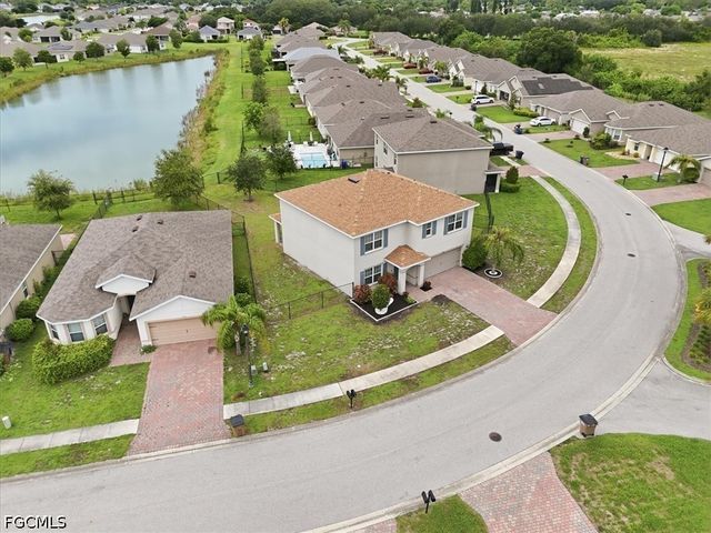 10601 Crossback LN, Lehigh Acres, FL 33936