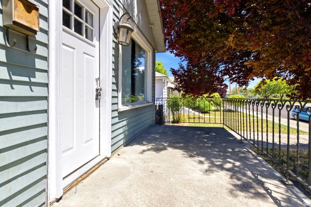 24 W CRYSTAL AVE, South Salt Lake, UT 84115