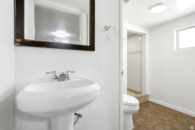 24 W CRYSTAL AVE, South Salt Lake, UT 84115