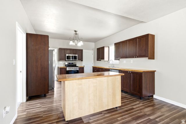 24 W CRYSTAL AVE, South Salt Lake, UT 84115