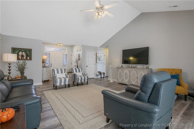 1024 Greenhouse Drive, Hope Mills, NC 28348