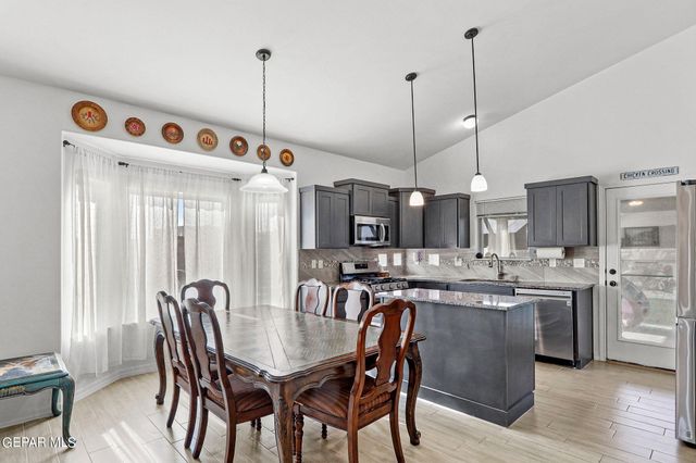 14852 JACK WHITE Avenue, El Paso, TX 79938