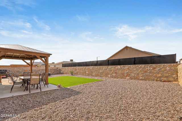 14852 JACK WHITE Avenue, El Paso, TX 79938