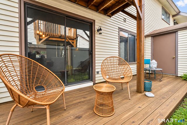 27 Lindstrom Road 7C, Stamford, CT 06902
