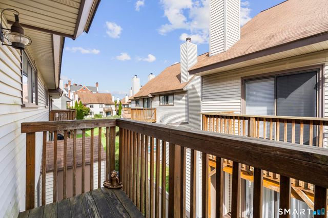 27 Lindstrom Road 7C, Stamford, CT 06902