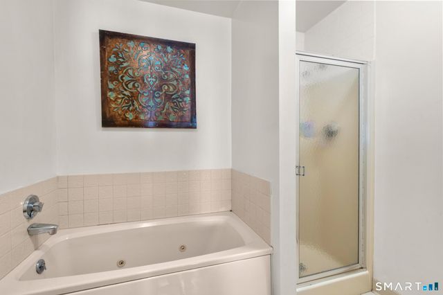 27 Lindstrom Road 7C, Stamford, CT 06902