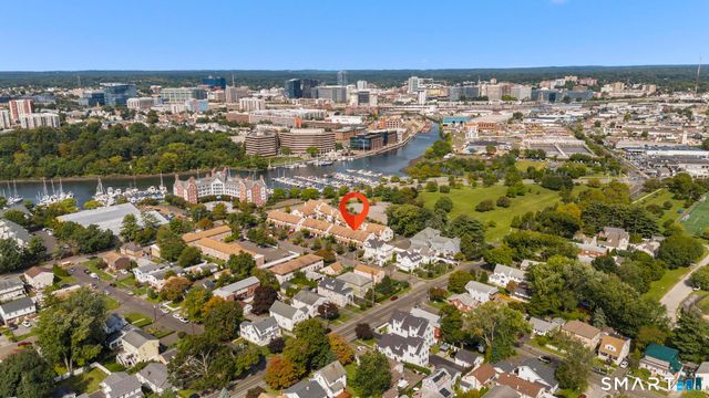 27 Lindstrom Road 7C, Stamford, CT 06902