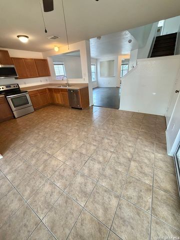 19 Adkins Ridge, San Antonio, TX 78239