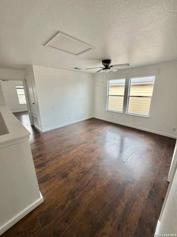 19 Adkins Ridge, San Antonio, TX 78239
