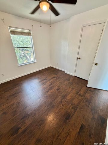 19 Adkins Ridge, San Antonio, TX 78239
