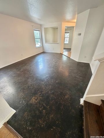 19 Adkins Ridge, San Antonio, TX 78239