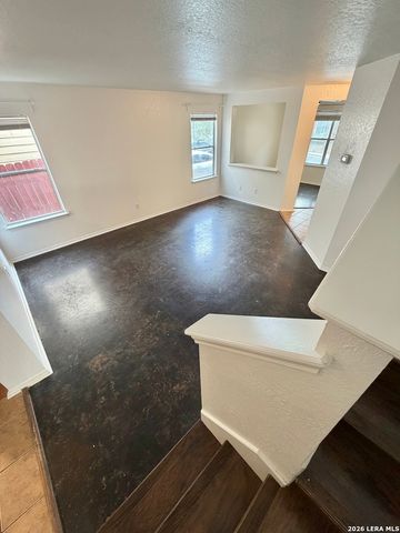 19 Adkins Ridge, San Antonio, TX 78239