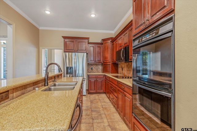 9545 Tosha Lane, Flint, TX 75762