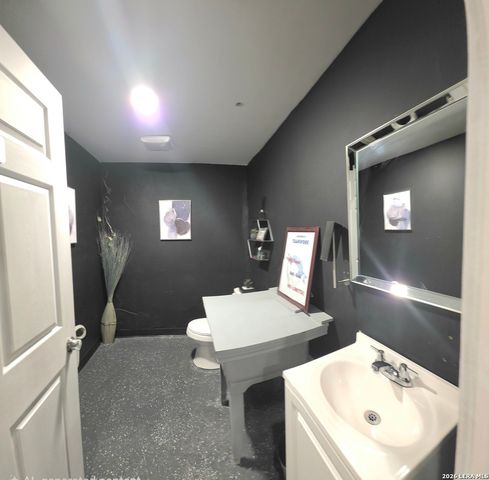 2730 W Southcross, San Antonio, TX 78211