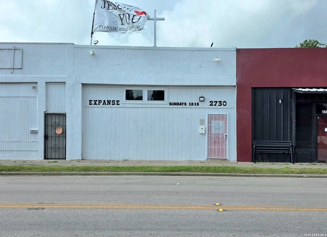 2730 W Southcross, San Antonio, TX 78211