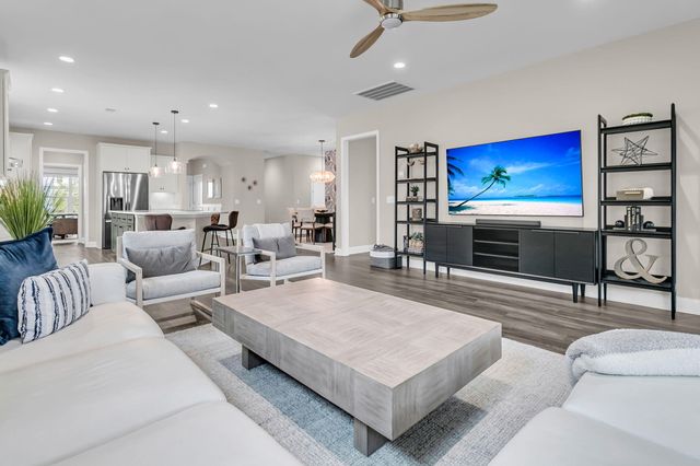 300 Autumn Azalea Way, Summerville, SC 29486