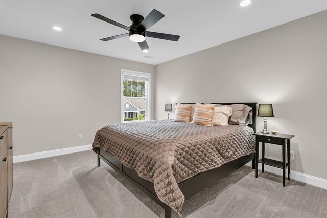 300 Autumn Azalea Way, Summerville, SC 29486