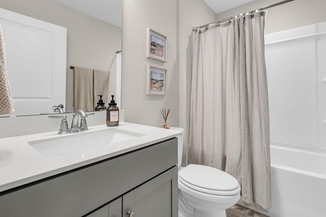 300 Autumn Azalea Way, Summerville, SC 29486