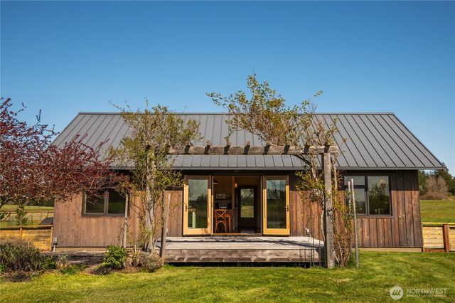 140 Sweetbrier Lane, Lopez Island, WA 98261