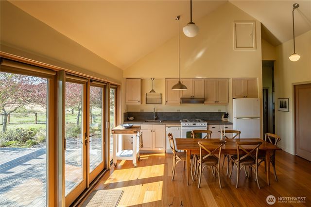 140 Sweetbrier Lane, Lopez Island, WA 98261