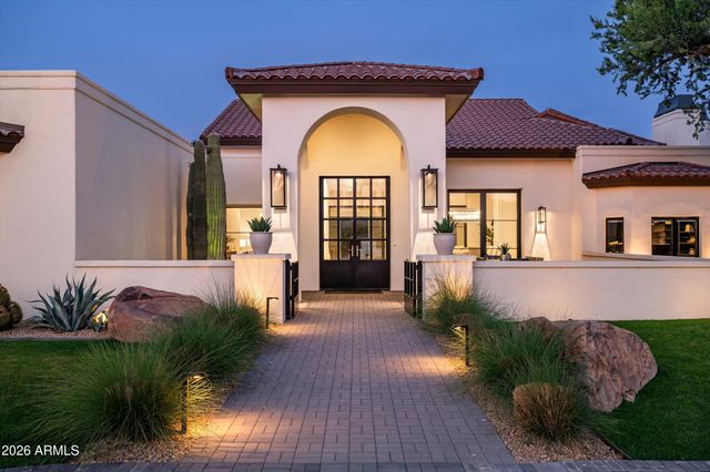 8635 N 65TH Street, Paradise Valley, AZ 85253