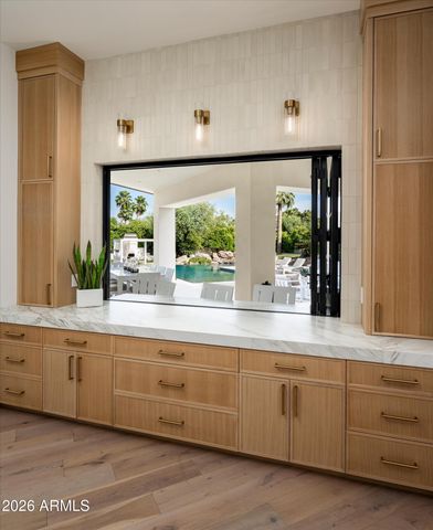 8635 N 65TH Street, Paradise Valley, AZ 85253
