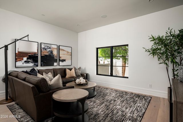 8635 N 65TH Street, Paradise Valley, AZ 85253