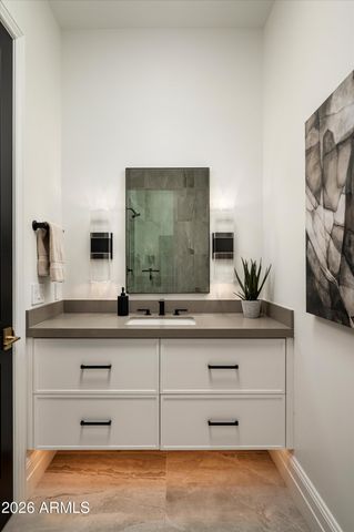 8635 N 65TH Street, Paradise Valley, AZ 85253