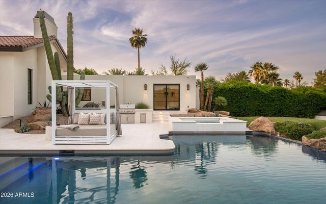 8635 N 65TH Street, Paradise Valley, AZ 85253