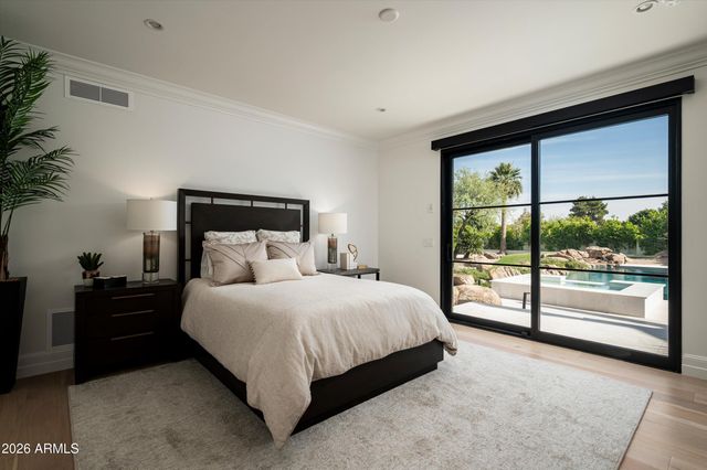 8635 N 65TH Street, Paradise Valley, AZ 85253
