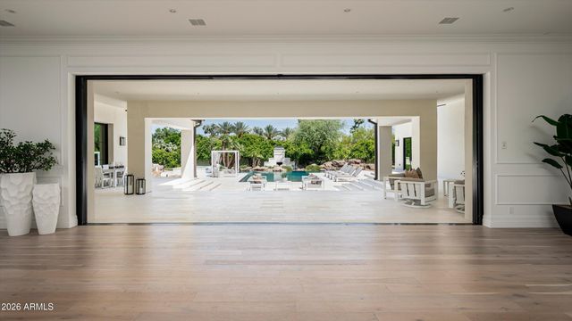 8635 N 65TH Street, Paradise Valley, AZ 85253
