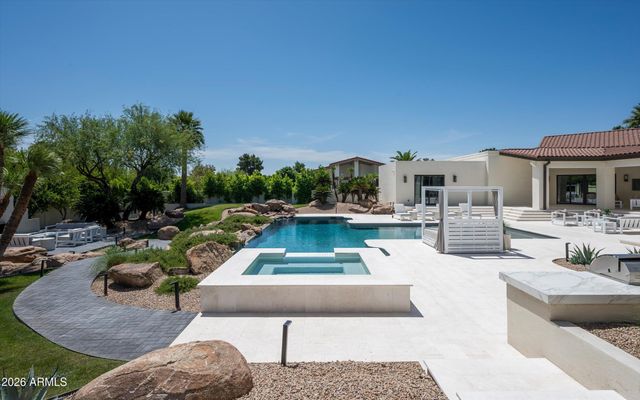 8635 N 65TH Street, Paradise Valley, AZ 85253