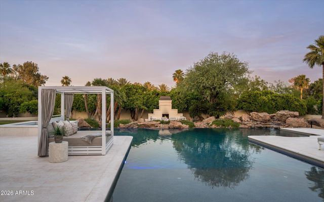 8635 N 65TH Street, Paradise Valley, AZ 85253