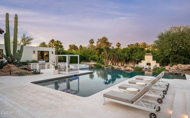 8635 N 65TH Street, Paradise Valley, AZ 85253
