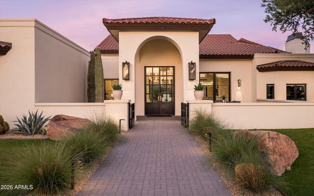 8635 N 65TH Street, Paradise Valley, AZ 85253