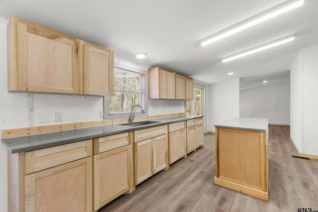 180 SE County Road Se 4275, Mt Vernon, TX 75457