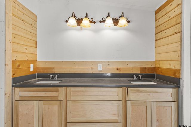 180 SE County Road Se 4275, Mt Vernon, TX 75457