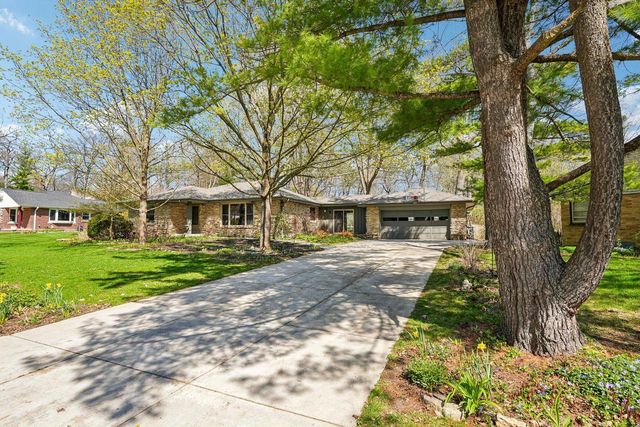 1318 123rd Street STREET, Wauwatosa, WI 53226