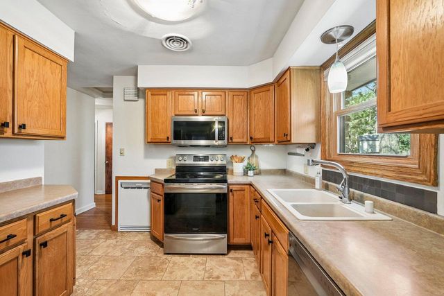 1318 123rd Street STREET, Wauwatosa, WI 53226