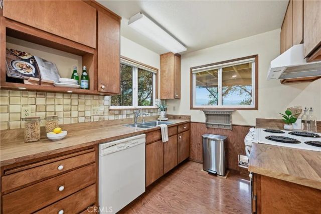 19879 Donkey Hill, Hidden Valley Lake, CA 95467