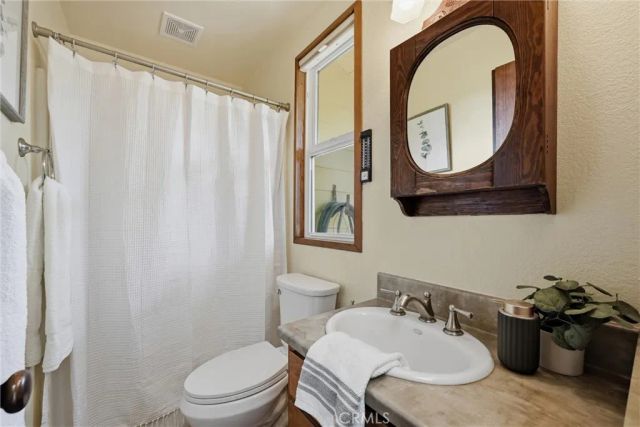 19879 Donkey Hill, Hidden Valley Lake, CA 95467