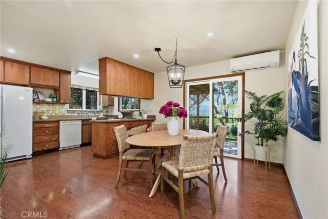 19879 Donkey Hill, Hidden Valley Lake, CA 95467