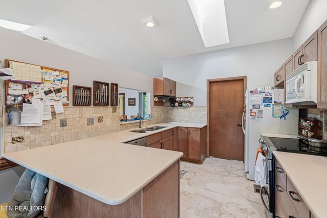 11482 Couch Mill Rd, Knoxville, TN 37931