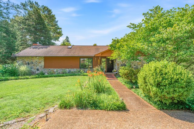 11482 Couch Mill Rd, Knoxville, TN 37931